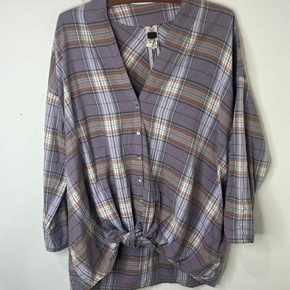 WE THE FREE Lilac Oversized Plaid Tie Front Button Down Flannel Size Small - Picture 15 of 16